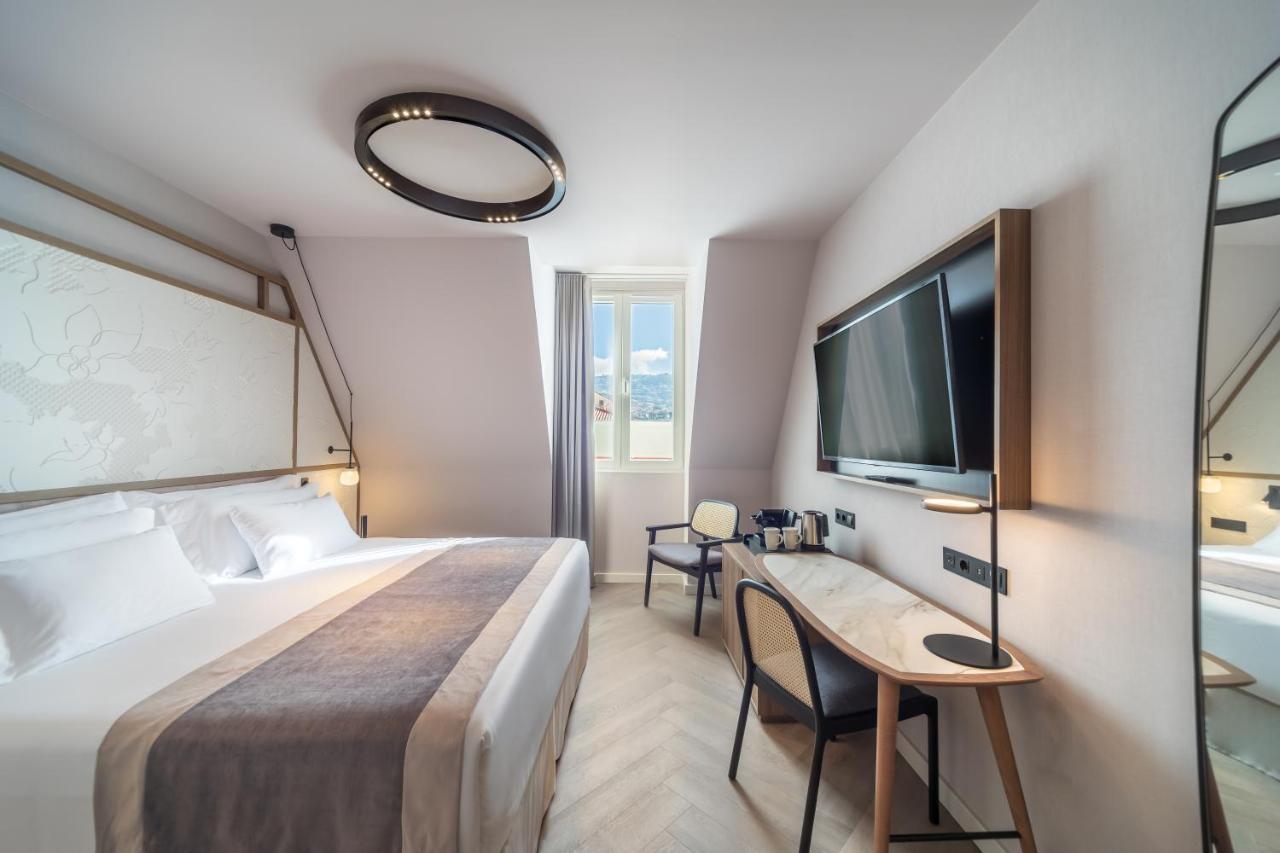 Barcelo Funchal Oldtown Otel Dış mekan fotoğraf Deluxe room